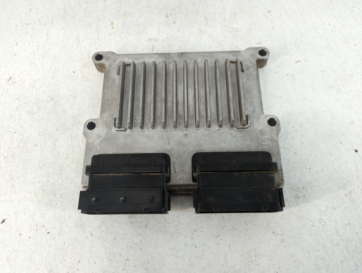 2015 Kia Sorento PCM Engine Control Computer ECU ECM PCU OEM P/N:39100-3CXN5 Fits OEM Used Auto Parts - Oemusedautoparts1.co