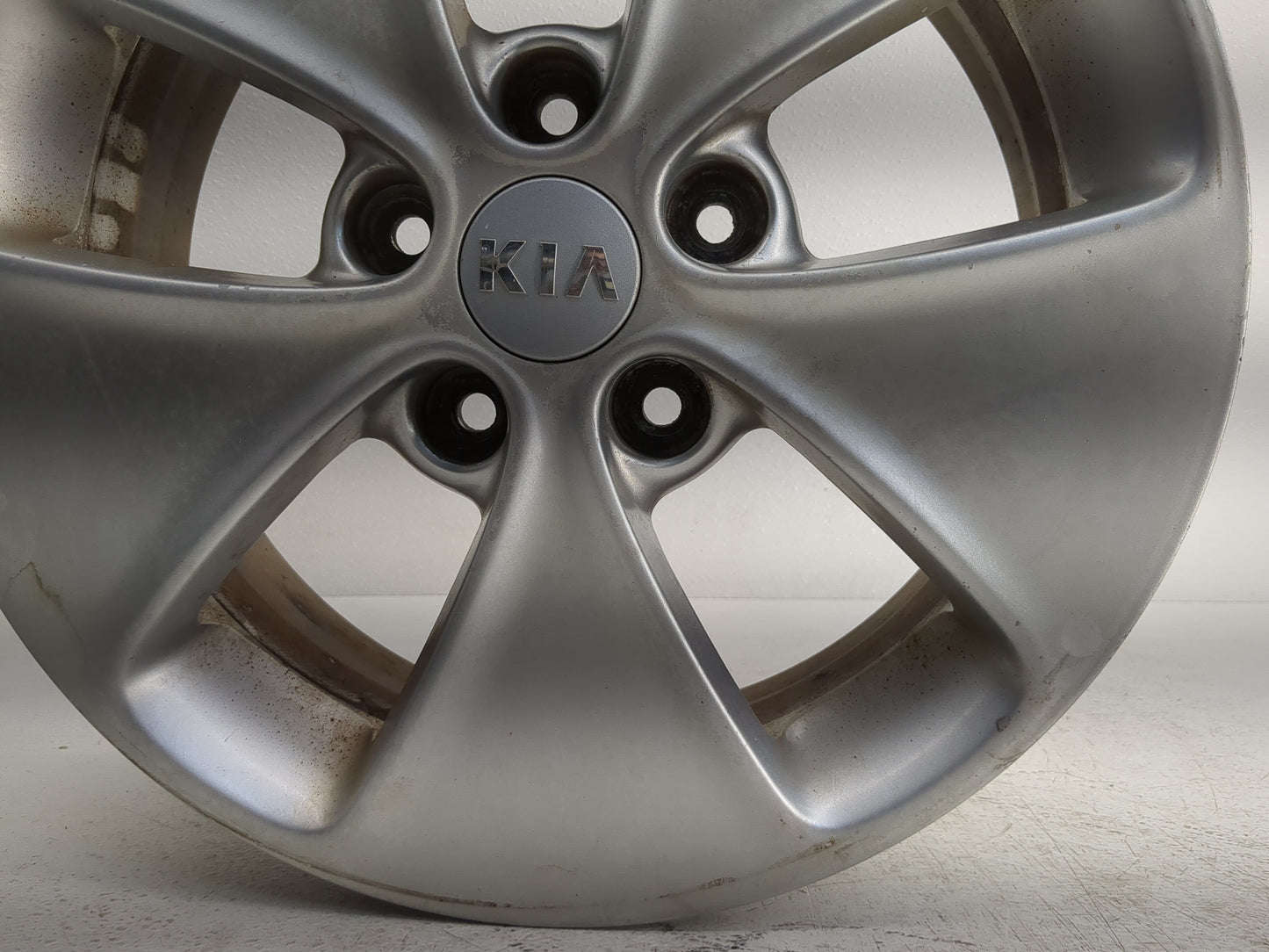 2014-2016 Kia Soul Oem Wheel Rim - Oemusedautoparts1.com