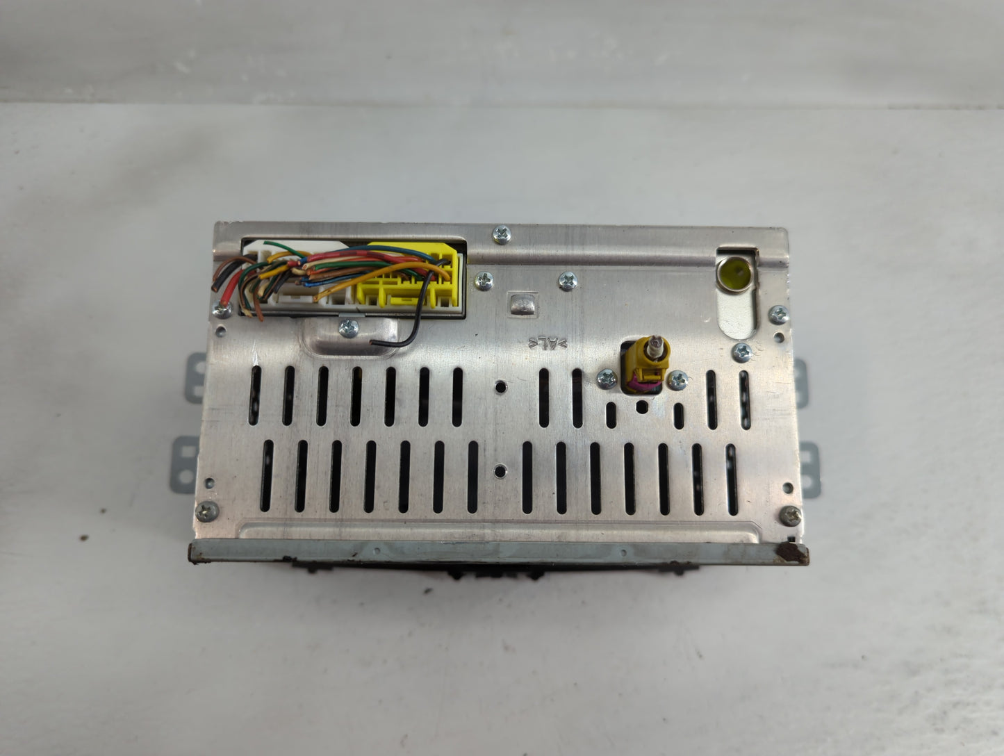 2014-2016 Kia Soul Radio AM FM Cd Player Receiver Replacement P/N:96170-B2090CA Fits Fits 2014 2015 2016 OEM Used Auto Parts