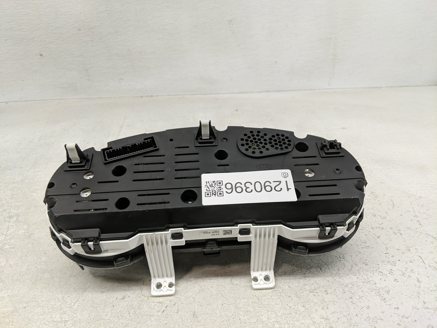 2014-2015 Kia Soul Instrument Cluster Speedometer Gauges P/N:94006-B2540 Fits Fits 2014 2015 OEM Used Auto Parts - Oemusedau
