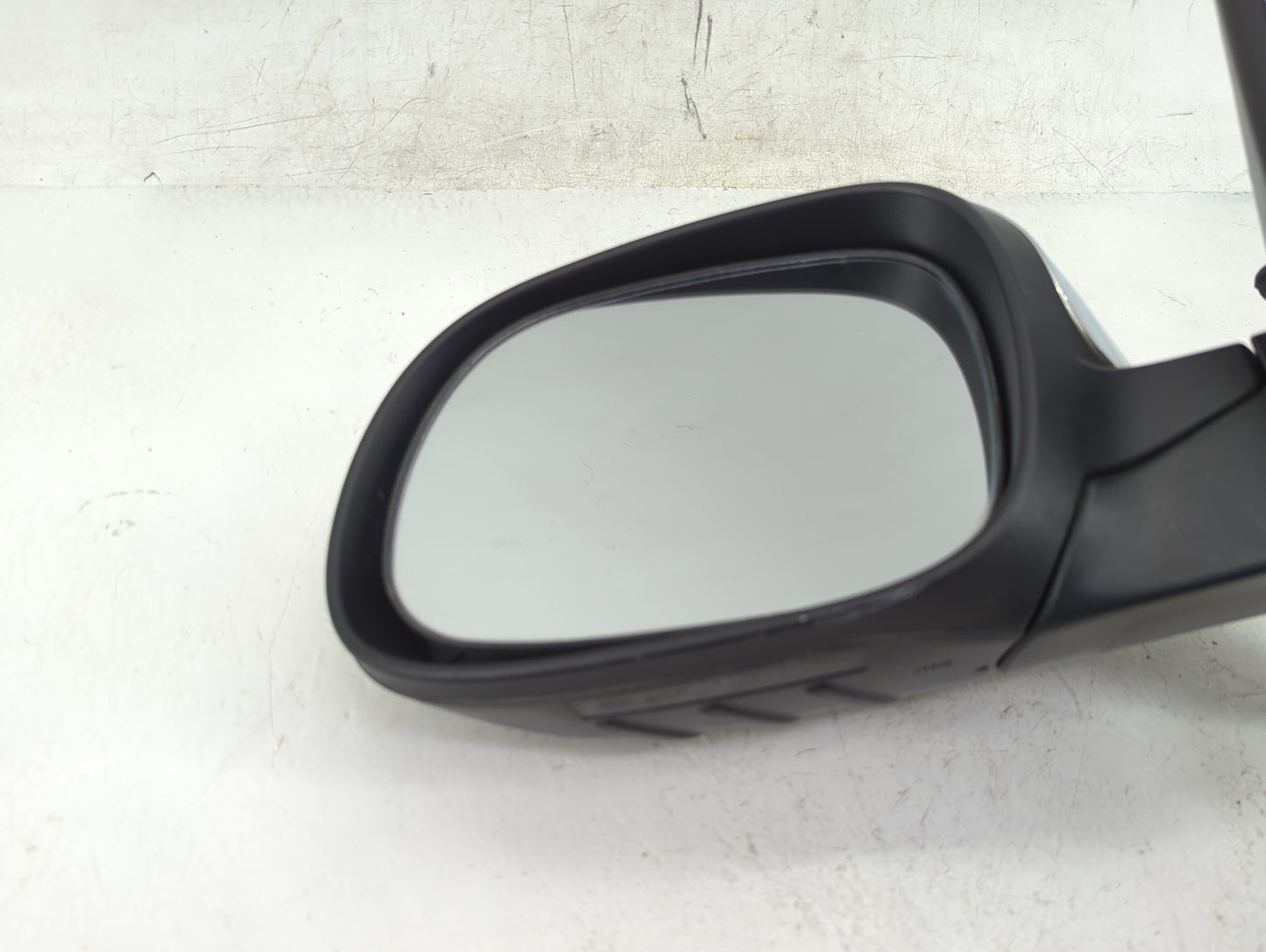 2014-2019 Kia Soul Driver Side View Mirror - Left Door Mirror OEM Used - Oemusedautoparts1.com