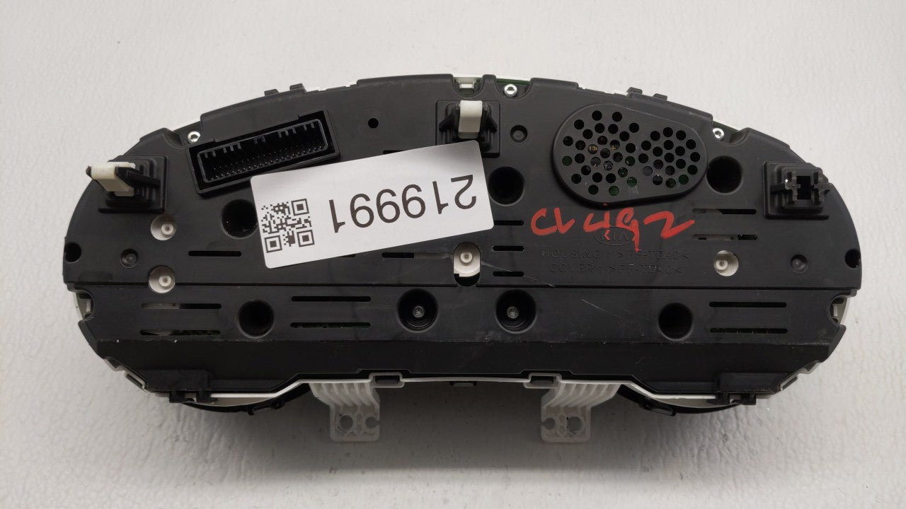 2014-2015 Kia Soul Instrument Cluster Speedometer Gauges P/N:94006-B2510 94006-B2520 Fits Fits 2014 2015 OEM Used Auto Parts