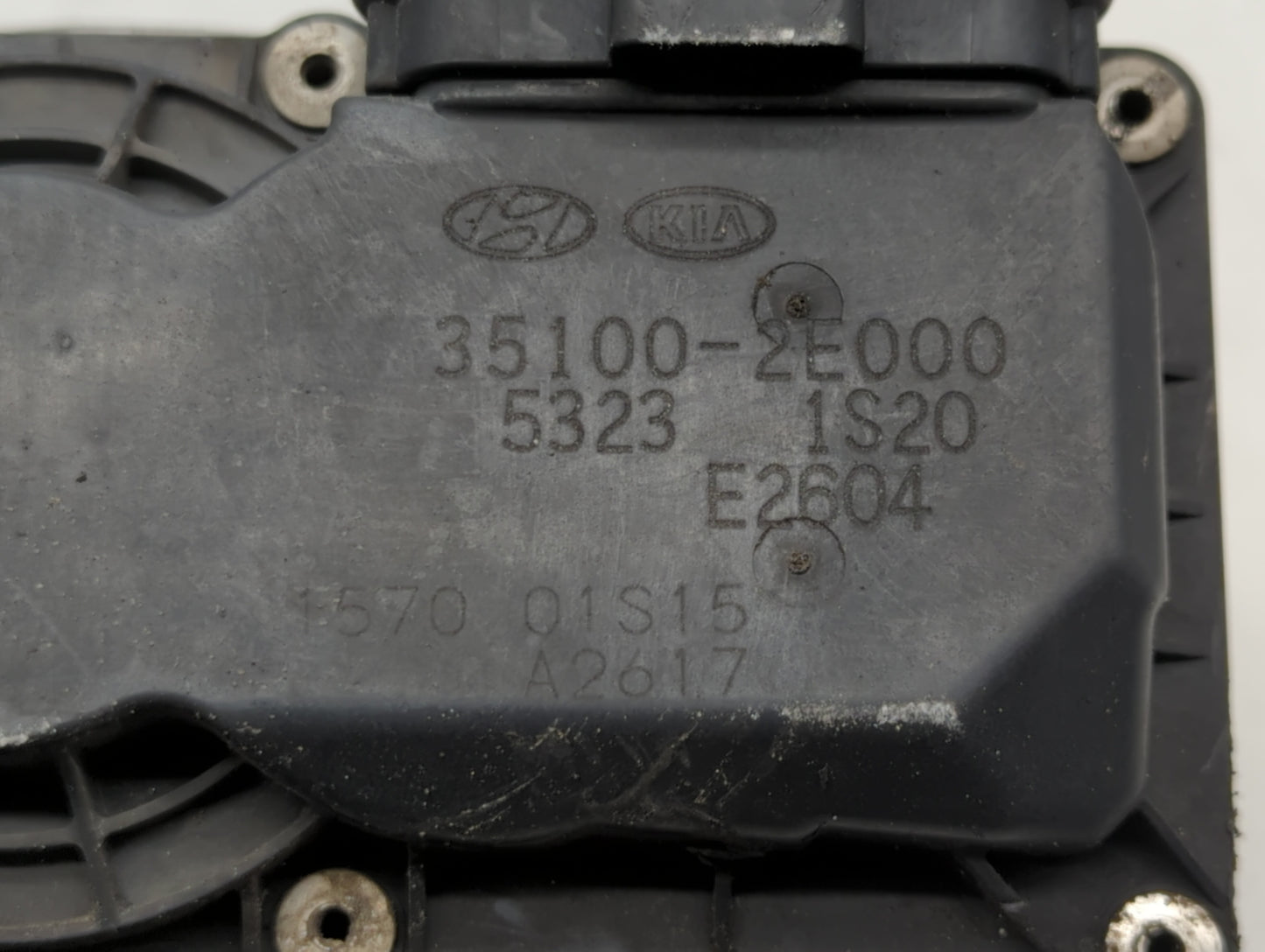 2014-2019 Kia Soul Throttle Body P/N:35100-2E710 35100-2E000 Fits Fits 2011 2012 2013 2014 2015 2016 2017 2018 2019 OEM Used