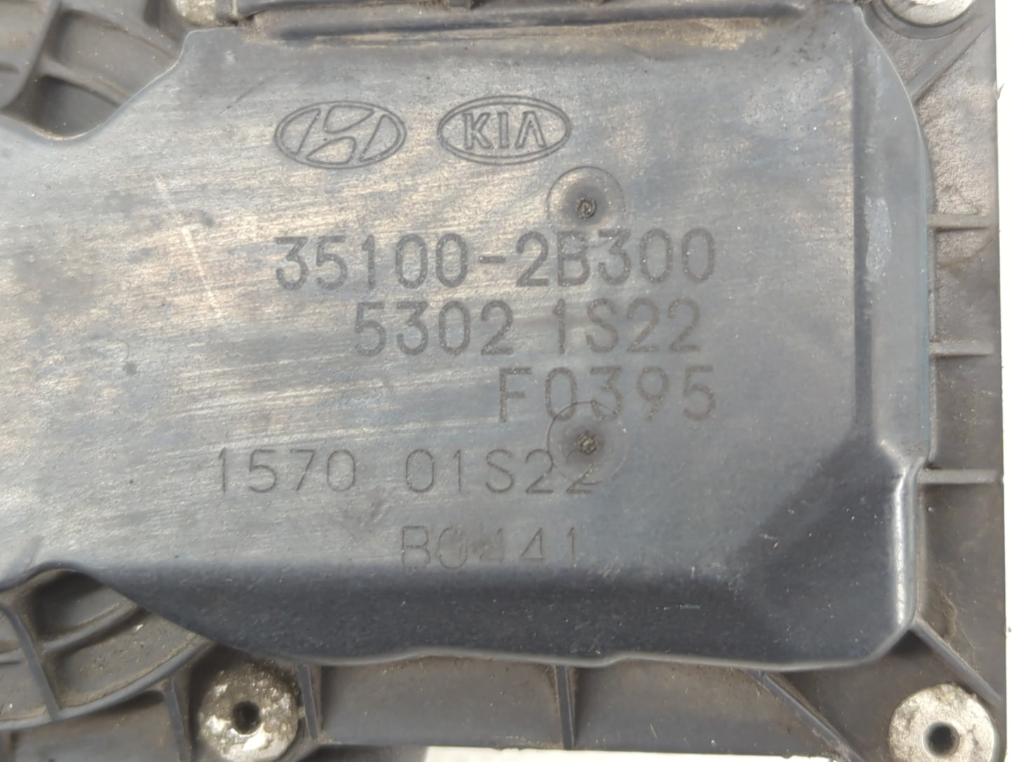 2012-2019 Kia Soul Throttle Body P/N:35100-2B300 Fits Fits 2012 2013 2014 2015 2016 2017 2018 2019 OEM Used Auto Parts - Oem