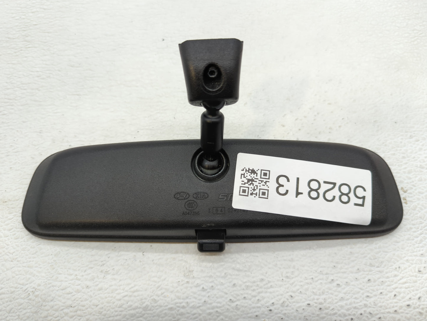 2010-2021 Kia Soul Interior Rear View Mirror Replacement OEM P/N:E4012143 Fits OEM Used Auto Parts - Oemusedautoparts1.com