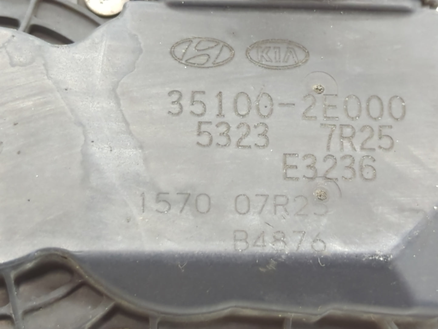 2014-2019 Kia Soul Throttle Body P/N:35100-2E000 Fits Fits 2011 2012 2013 2014 2015 2016 2017 2018 2019 2020 2021 OEM Used A