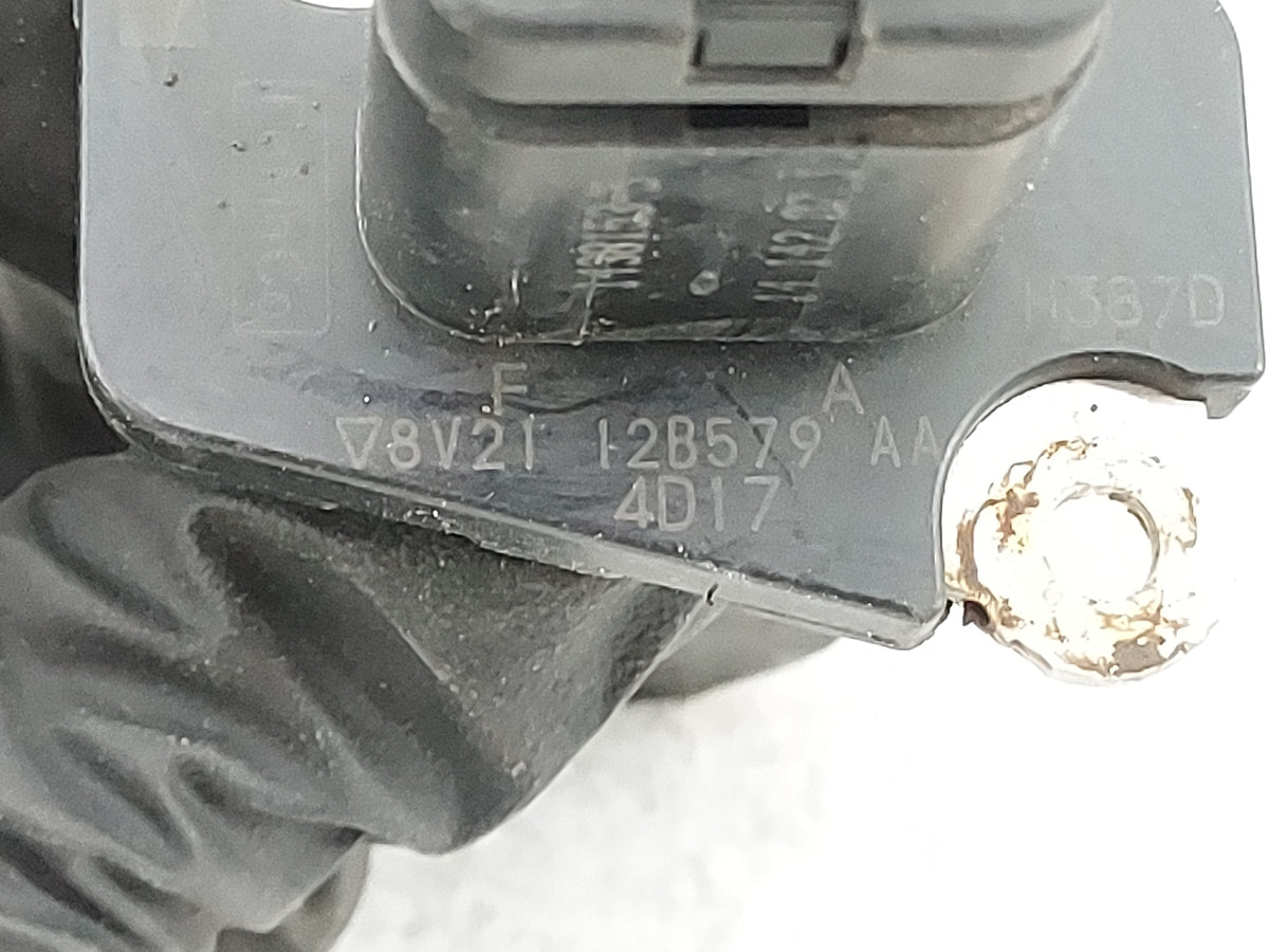 2013-2015 Land Rover Lr2 Mass Air Flow Meter Maf Sensor - Oemusedautoparts1.com