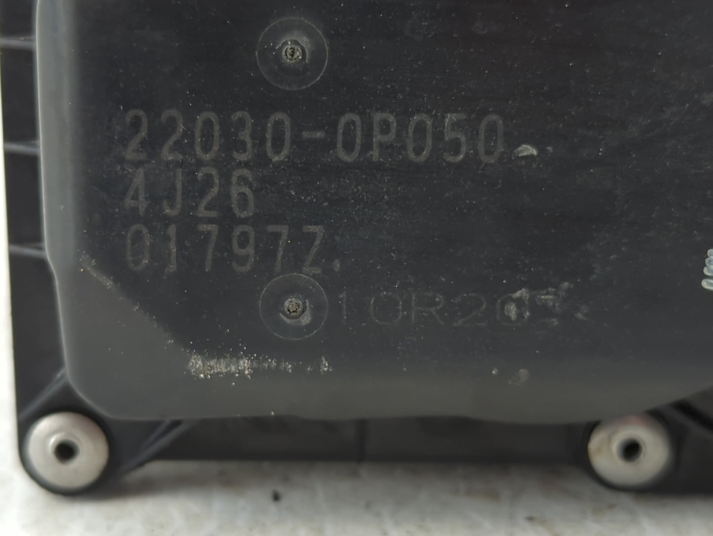 2007-2018 Lexus Es350 Throttle Body P/N:22030-0P050 Fits OEM Used Auto Parts - Oemusedautoparts1.com