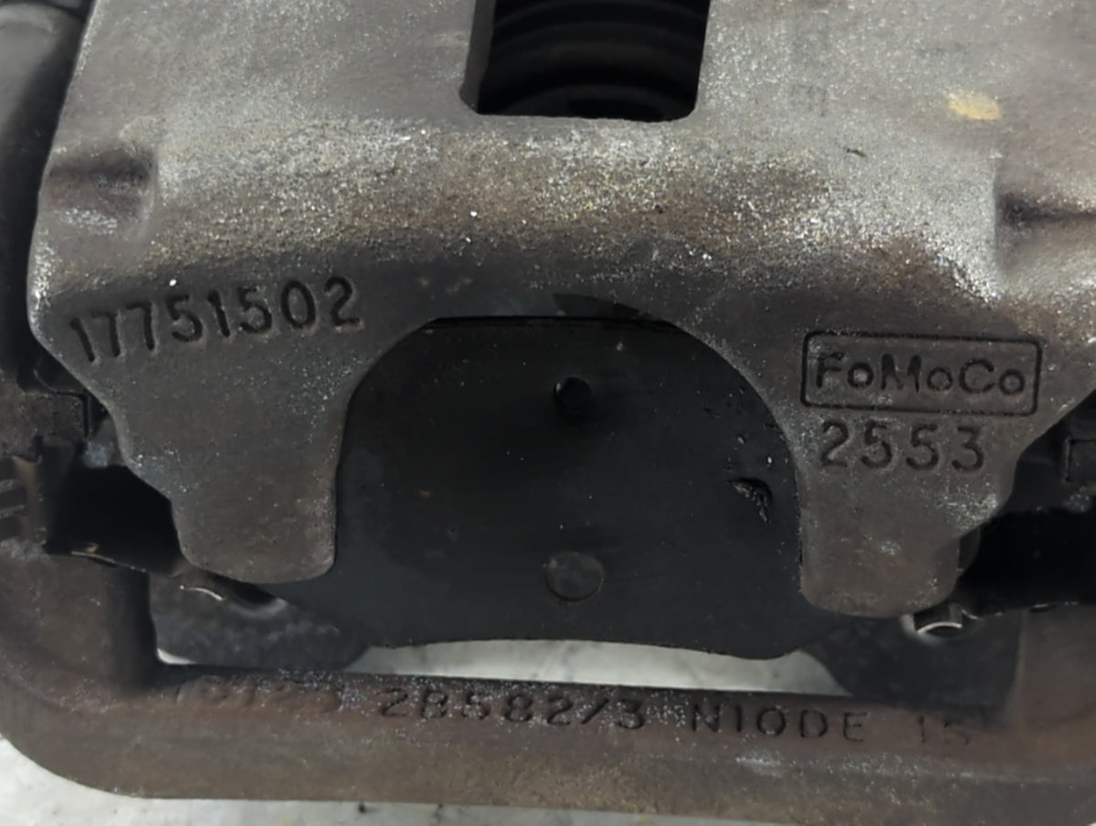 Lincoln Mks Front Driver Left Brake Caliper 669000 - Oemusedautoparts1.com