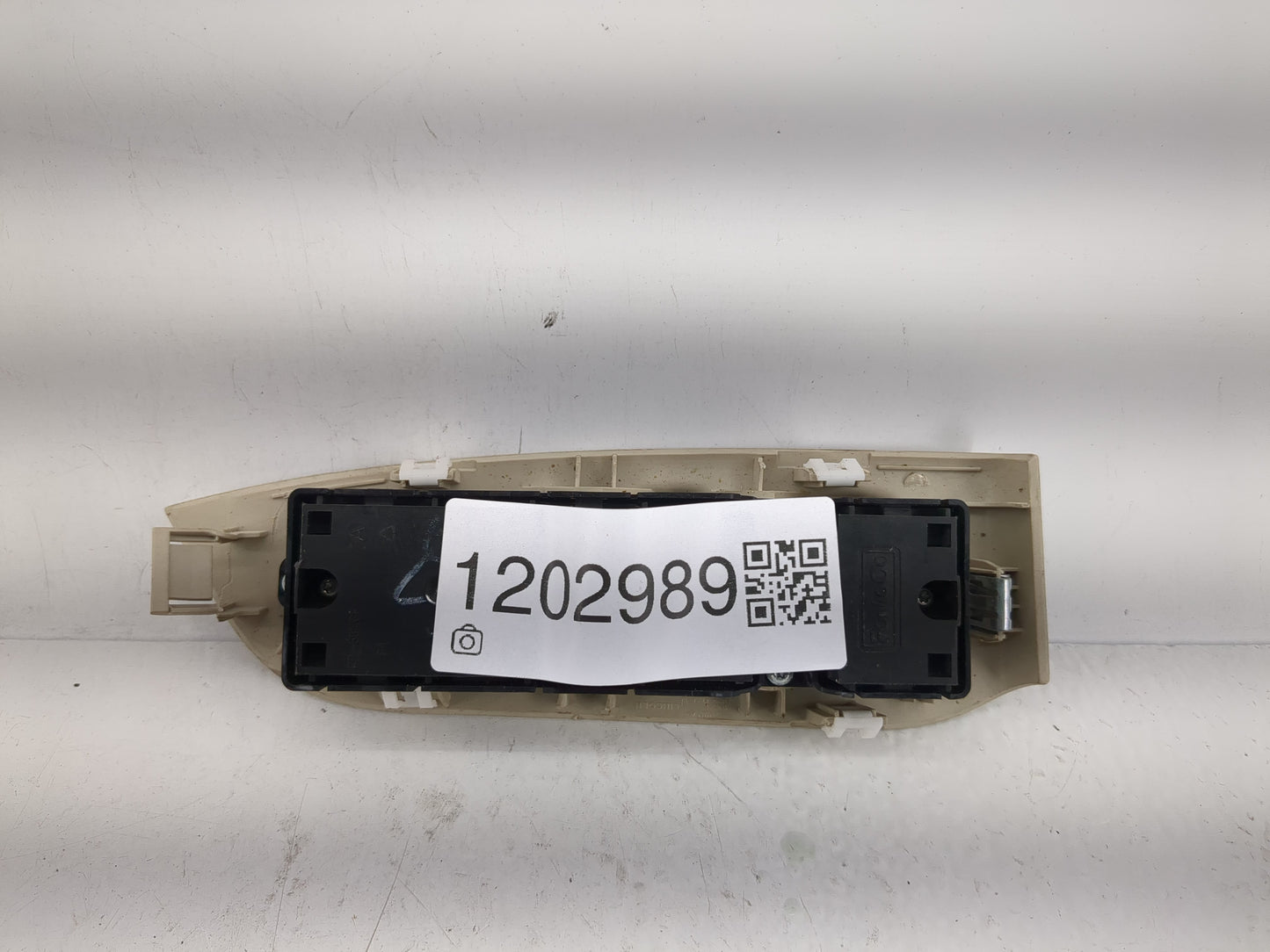 2015 Lincoln Mkz Master Power Window Switch Replacement Driver Side Left P/N:DP5L-14540-BCW Fits OEM Used Auto Parts - Oemus