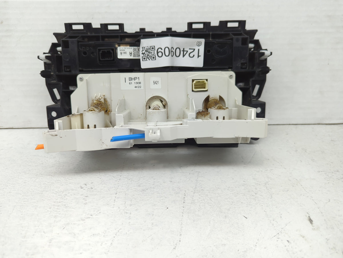 2014-2016 Mazda 3 Climate Control Module Temperature AC/Heater Replacement P/N:0600286 Fits Fits 2014 2015 2016 OEM Used Aut