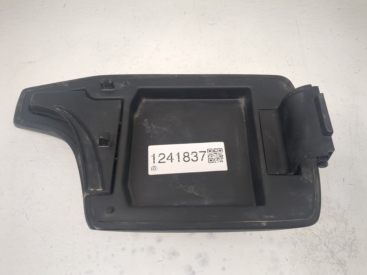 2015 Mazda 3 Center Console Armrest Cover Lid Fits OEM Used Auto Parts - Oemusedautoparts1.com