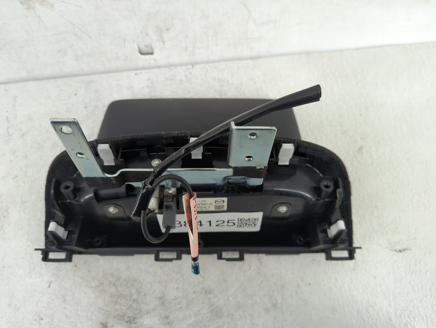 2014-2016 Mazda 3 Radio AM FM Cd Player Receiver Replacement P/N:BHP1 61 1JOD Fits Fits 2014 2015 2016 OEM Used Auto Parts -