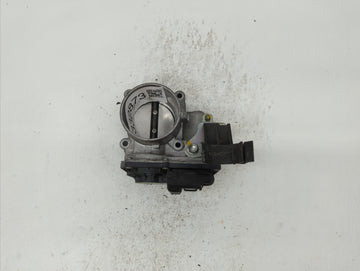 2012-2014 Mazda 3 Throttle Body P/N:13 640 A 640 K4238 1R24, 640 K4238 6R26, 13 640 B, 640 K4238 7T13 Fits Fits 2012 2013 2014 OEM Used Auto Parts