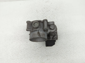 2014 Mazda 3 Throttle Body P/N:K4238 13 640 A 12681472AA, PY01 13 640 A Fits OEM Used Auto Parts