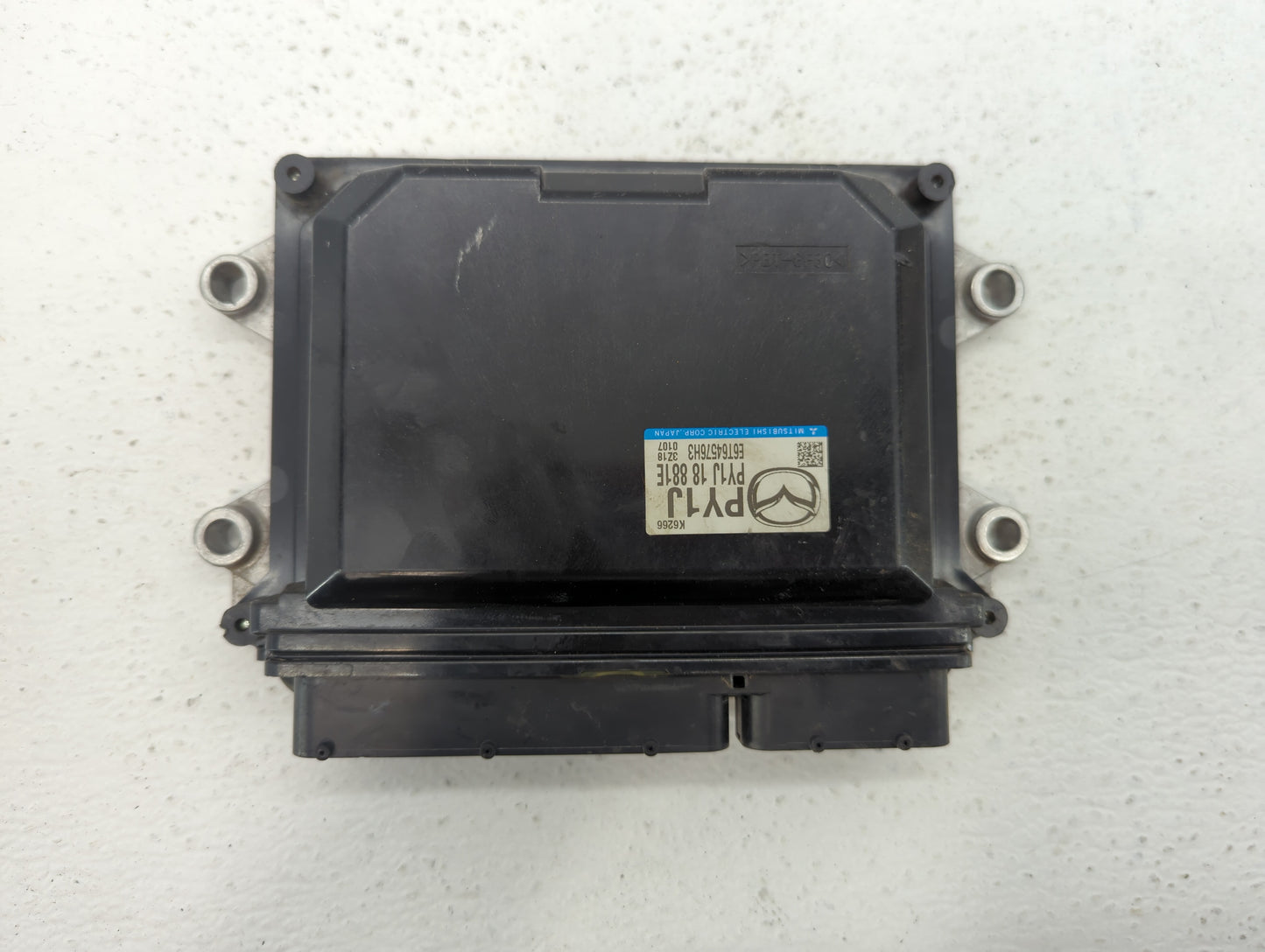2014-2016 Mazda 6 PCM Engine Control Computer ECU ECM PCU OEM P/N:PY1J 18 881E PY9T 18 881A, PY9W 18 881 Fits Fits 2014 2015