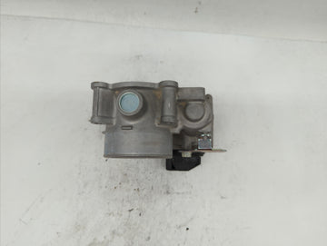 2014 Mazda Cx-5 Throttle Body P/N:K4238 13 640 A 12681472AA, PY01 13 640 A Fits OEM Used Auto Parts