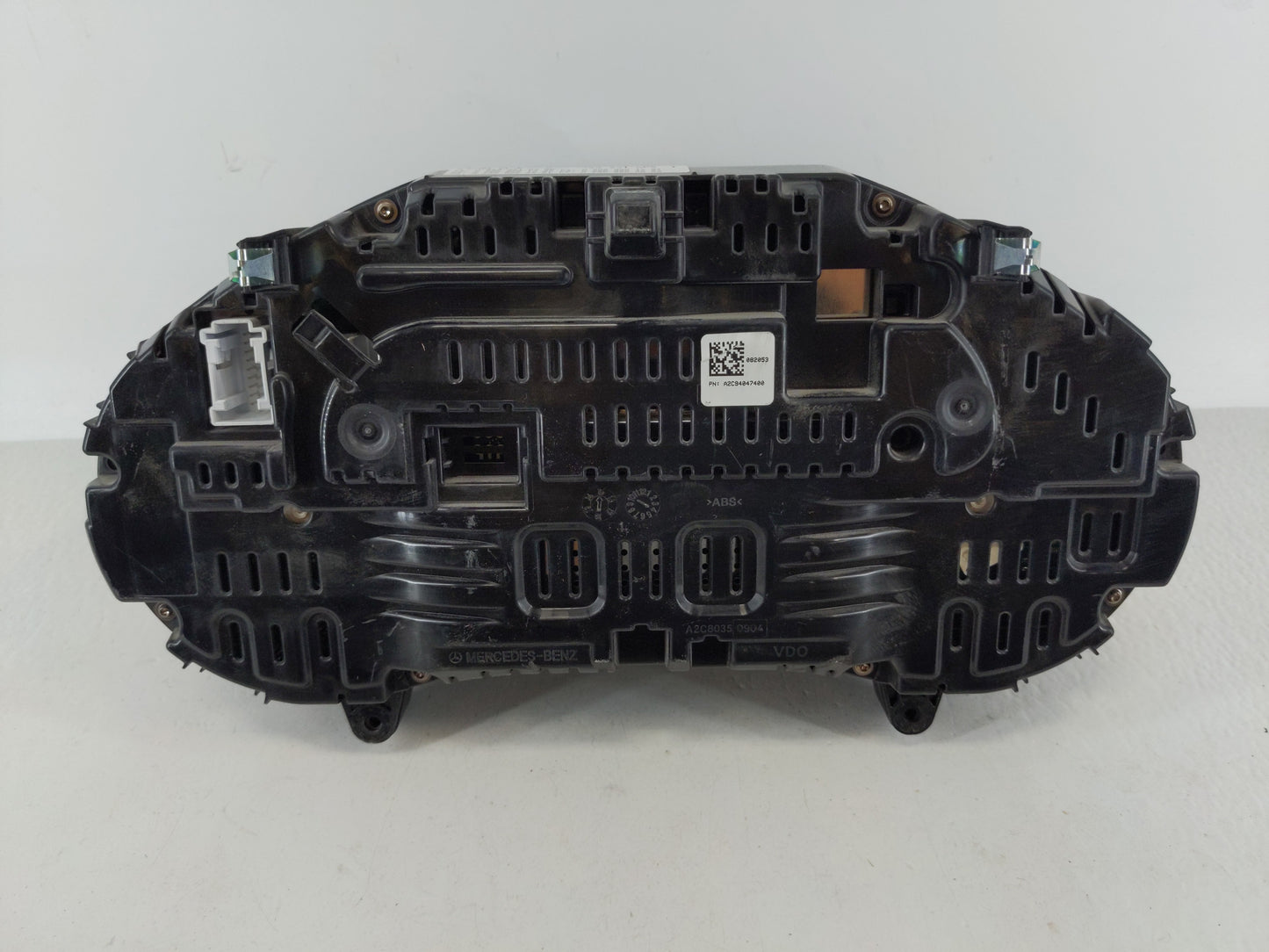 2015 Mercedes-Benz C300 Instrument Cluster Speedometer Gauges P/N:A 205 900 07 16 Fits Fits 2014 OEM Used Auto Parts - Oemus