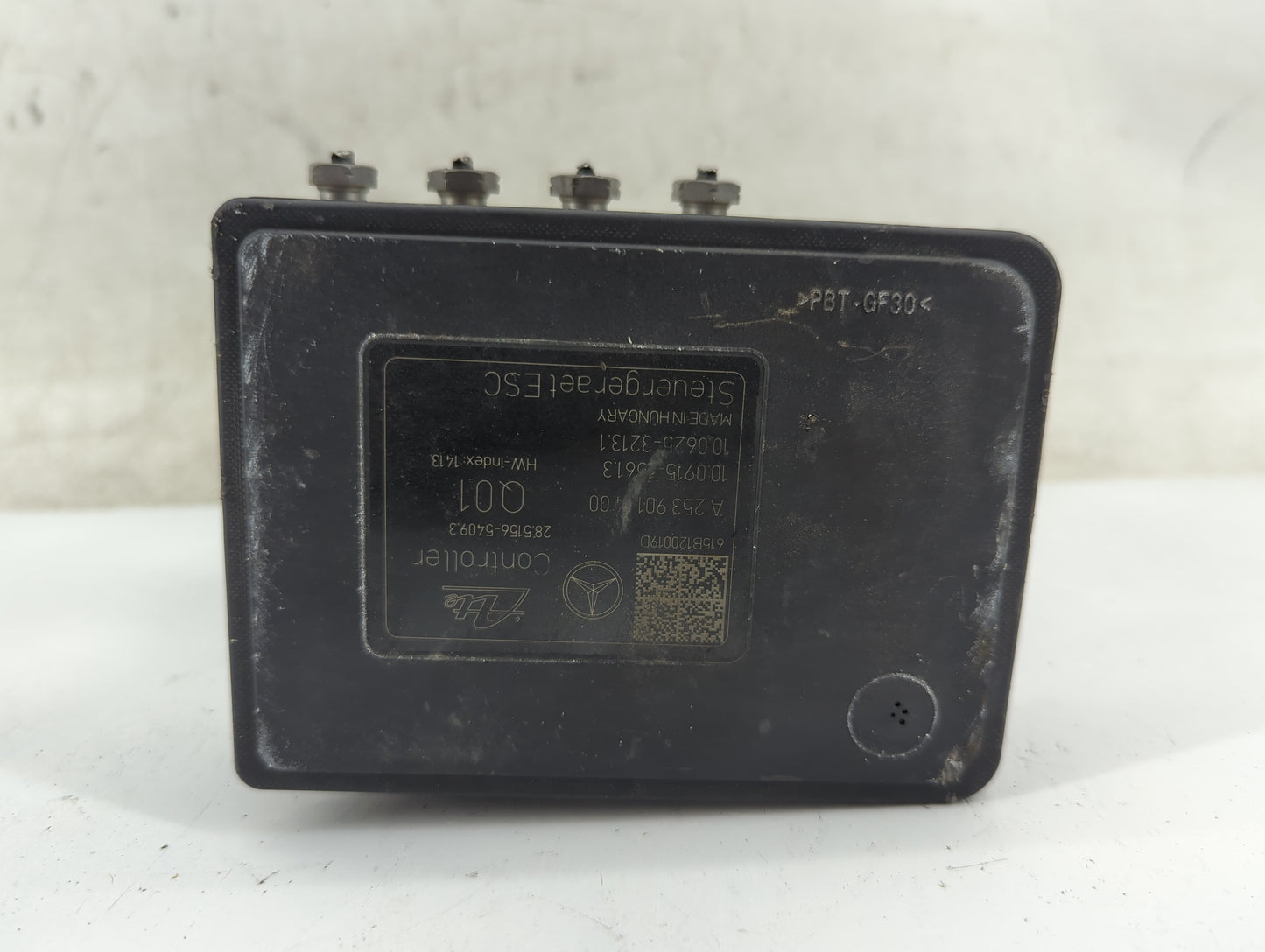 2016 Mercedes-Benz C300 ABS Pump Control Module Replacement Fits OEM Used Auto Parts - Oemusedautoparts1.com