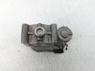 2015-2018 Mercedes-Benz C300 Throttle Body P/N:A 270 141 00 25 2701410025 Fits Fits 2013 2014 2015 2016 2017 2018 2019 2020 2021 OEM Used Auto Parts