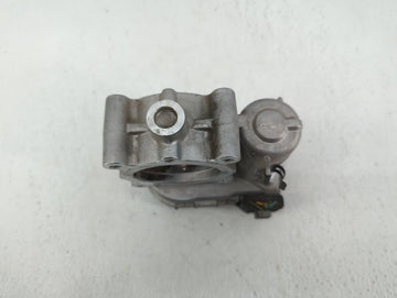 2015-2018 Mercedes-Benz C300 Throttle Body P/N:0 280 750 503 Fits Fits 2013 2014 2015 2016 2017 2018 2019 2020 2021 OEM Used Auto Parts
