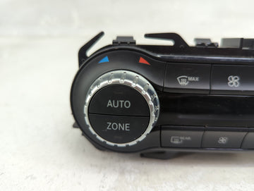 2014-2019 Mercedes-Benz Cla250 Climate Control Module Temperature AC/Heater Replacement P/N:A2469000815 A2469010905 Fits OEM Used Auto Parts