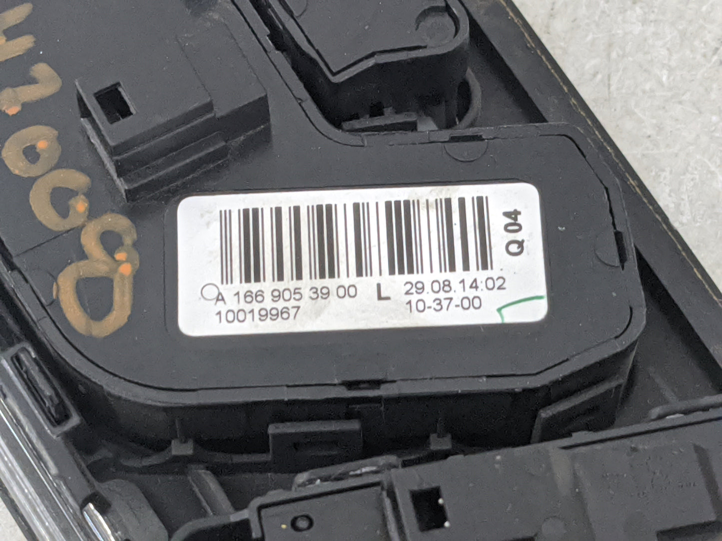 2012-2015 Mercedes-Benz Ml Master Power Window Switch Replacement Driver Side Left P/N:A1669053900 10019967 Fits OEM Used Au