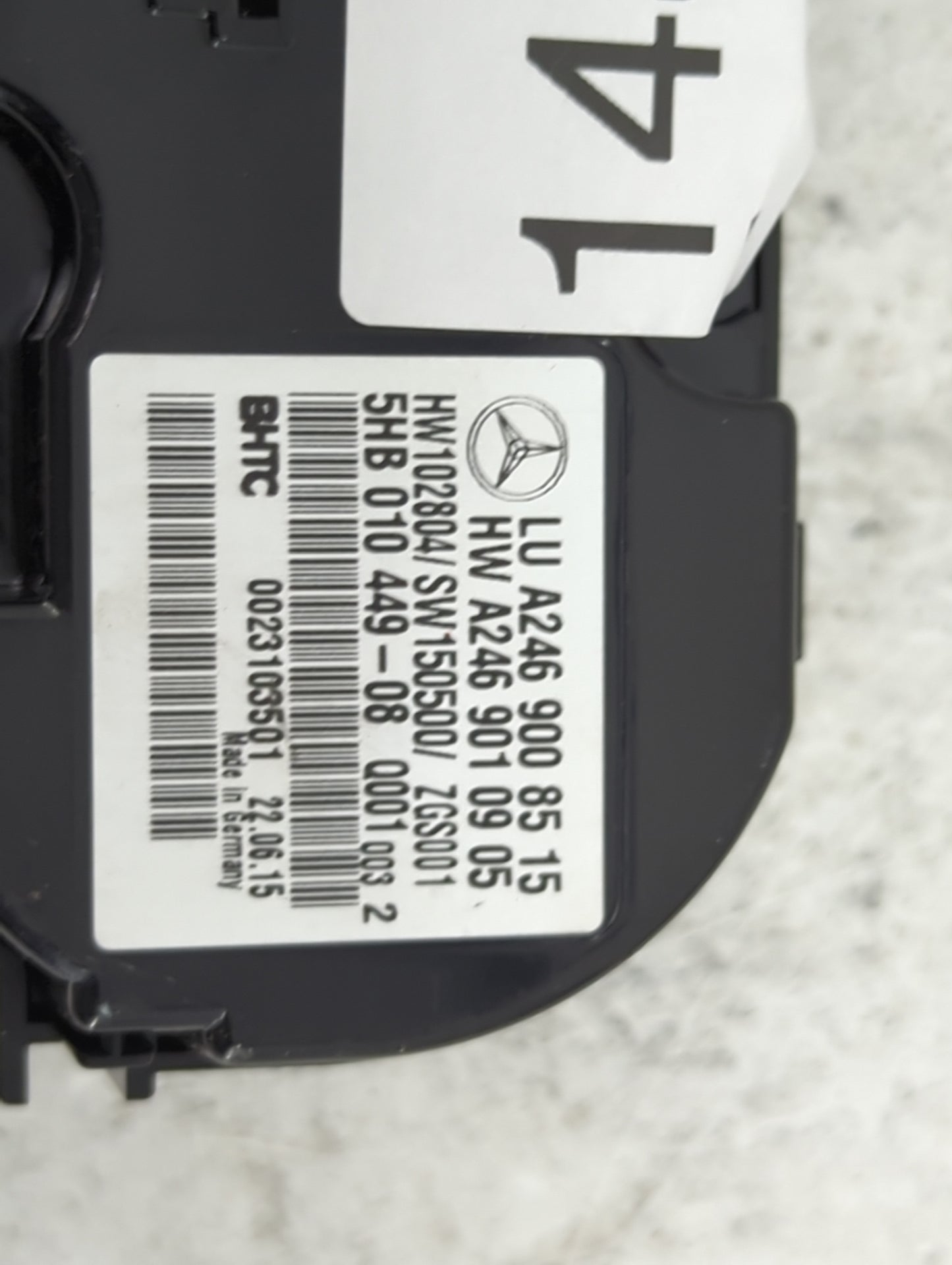 2015 Mercedes Cla250 Climate Control Module Temperature AC/Heater Replacement P/N:A2469008515 A2469010905 Fits OEM Used Auto