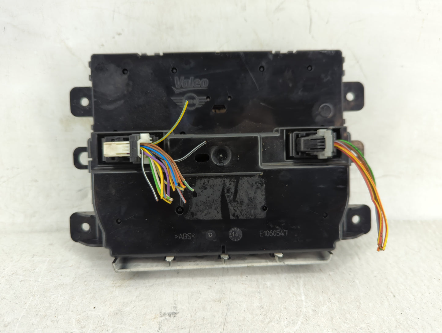 2013-2016 Mini Cooper Countryman Climate Control Module Temperature AC/Heater Replacement P/N:E1060547 Fits OEM Used Auto Pa