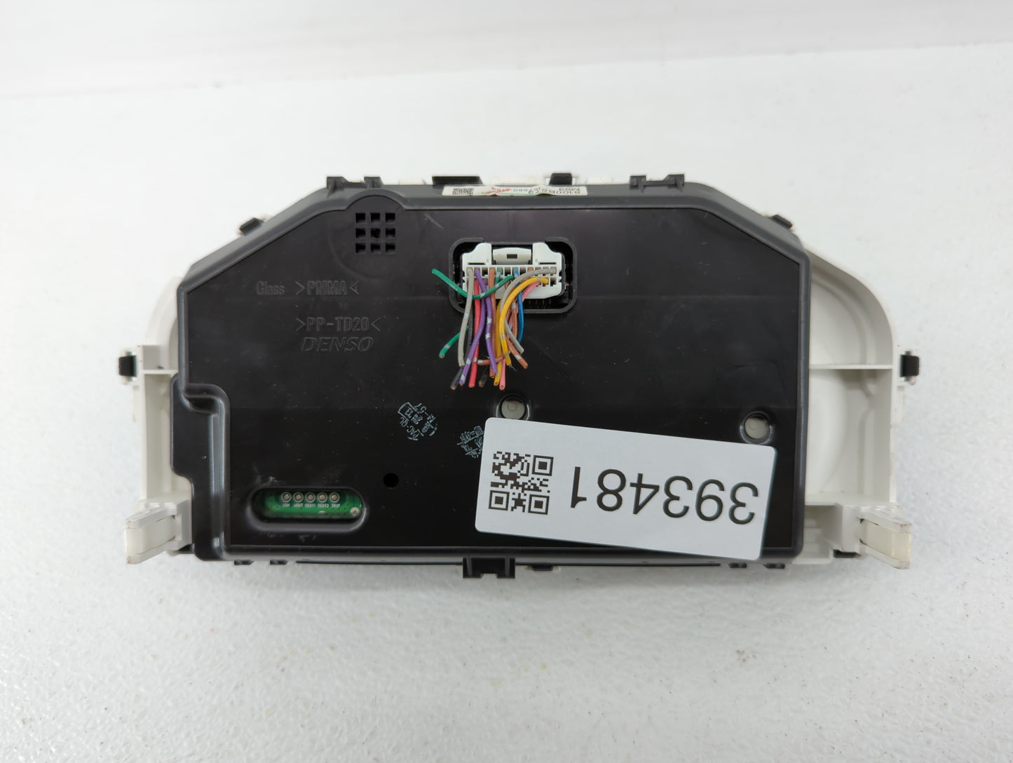 2015 Mitsubishi Mirage Instrument Cluster Speedometer Gauges P/N:8100B573 Miles: Fits OEM Used Auto Parts - Oemusedautoparts