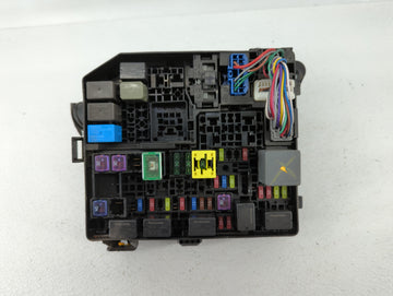 2014-2016 Mitsubishi Outlander Fusebox Fuse Box Panel Relay Module Fits Fits 2014 2015 2016 OEM Used Auto Parts