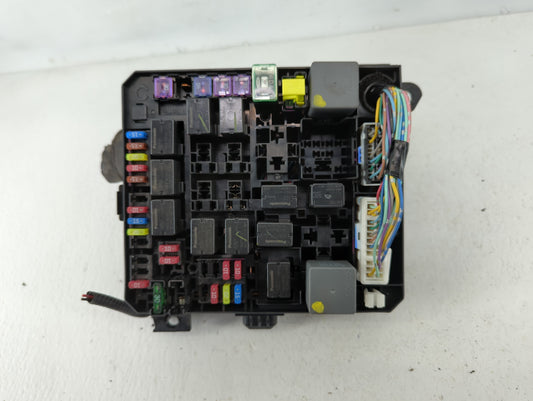 2012-2017 Mitsubishi Outlander Sport Fusebox Fuse Box Panel Relay Module P/N:8565A268 Fits Fits 2012 2013 2014 2015 2016 2017 OEM Used Auto Parts