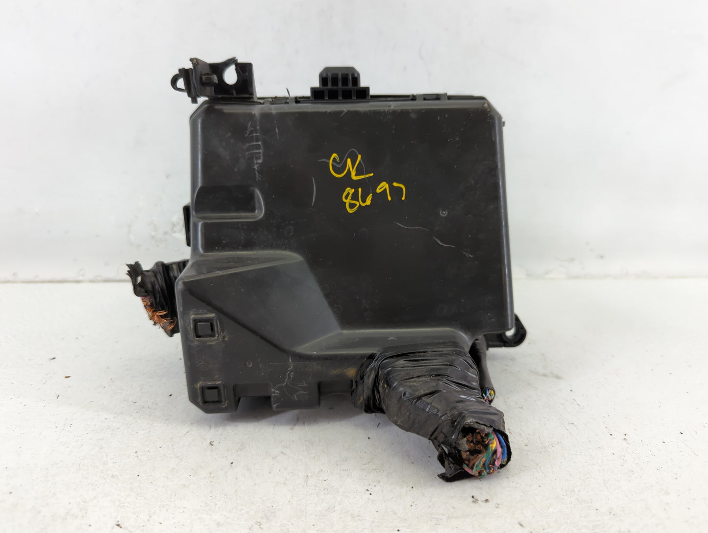 2012-2017 Mitsubishi Outlander Sport Fusebox Fuse Box Panel Relay Module P/N:8565A268 Fits Fits 2012 2013 2014 2015 2016 201