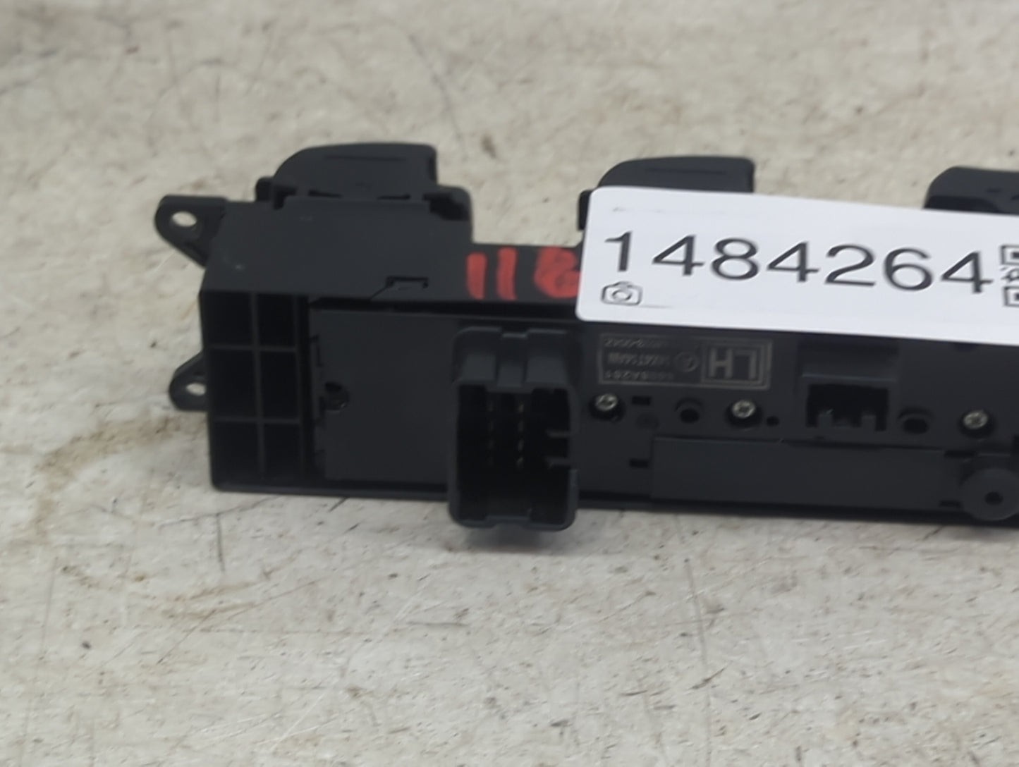 2014-2017 Mitsubishi Rvr Master Power Window Switch Replacement Driver Side Left P/N:8608A261 CEW-M003-0042 Fits OEM Used Au