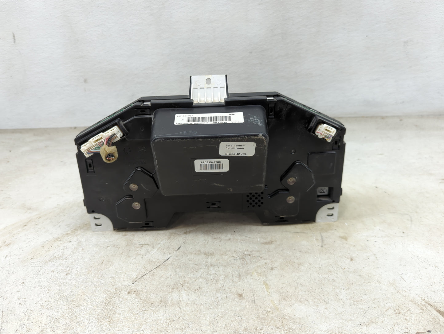 2015 Nissan Altima Instrument Cluster Speedometer Gauges P/N:248109HP0A A2C91342700 Miles: Fits OEM Used Auto Parts - Oemuse