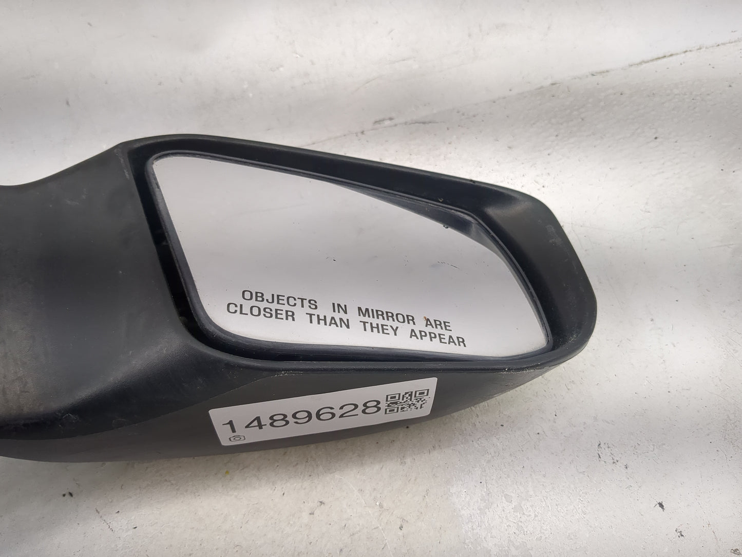 2013-2018 Nissan Altima Passenger Side View Mirror - Right Door Mirror OEM Used - Oemusedautoparts1.com