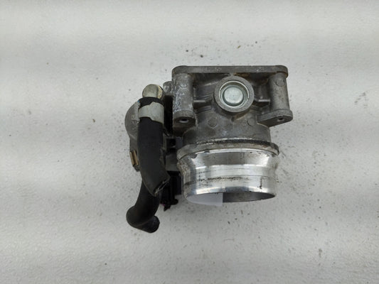 2015-2017 Nissan Juke Throttle Body P/N:RME60-51 Fits Fits 2015 2016 2017 2018 2019 OEM Used Auto Parts
