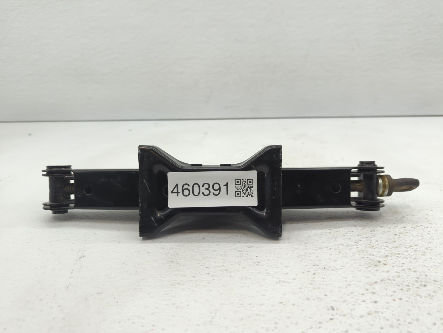 2015 Nissan Juke Spare Scissor Car Jack - Oemusedautoparts1.com