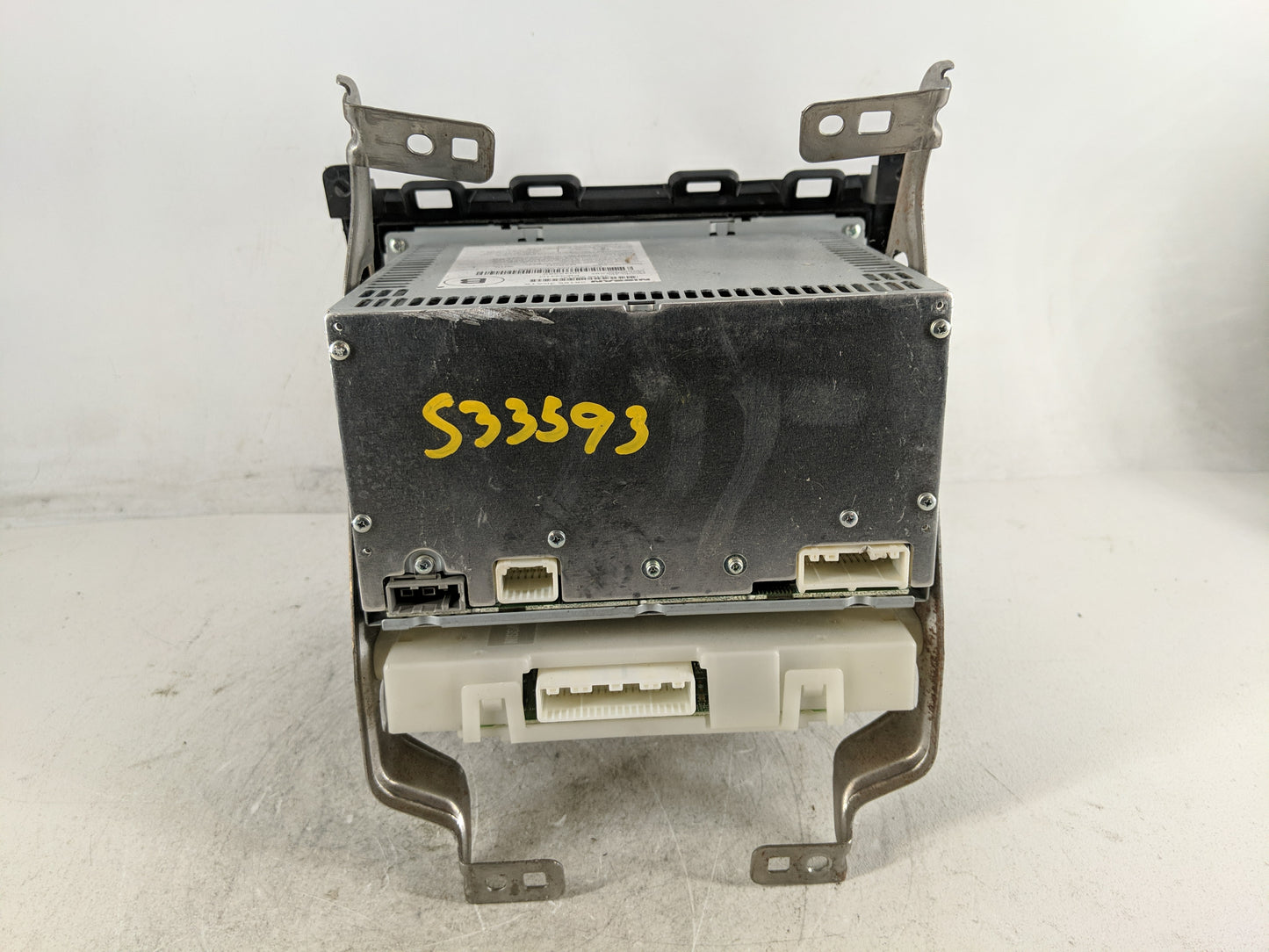 2015-2016 Nissan Pathfinder Radio AM FM Cd Player Receiver Replacement P/N:28185 3KA1A Fits Fits 2015 2016 OEM Used Auto Par