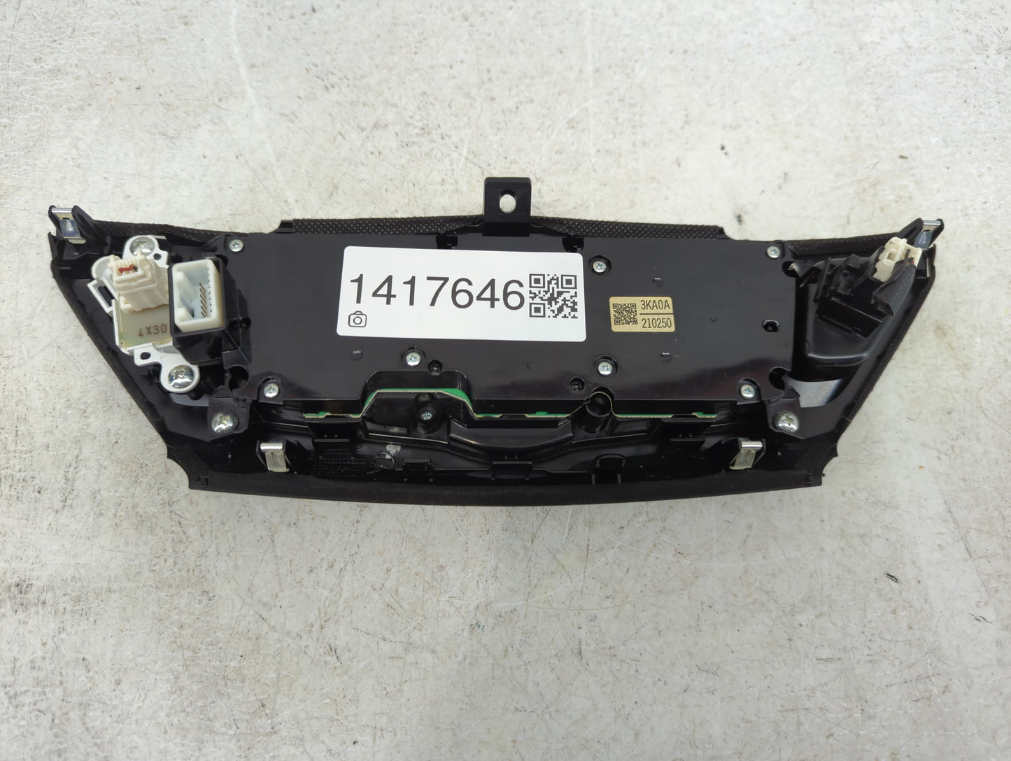 2015 Nissan Pathfinder Radio Control Panel - Oemusedautoparts1.com