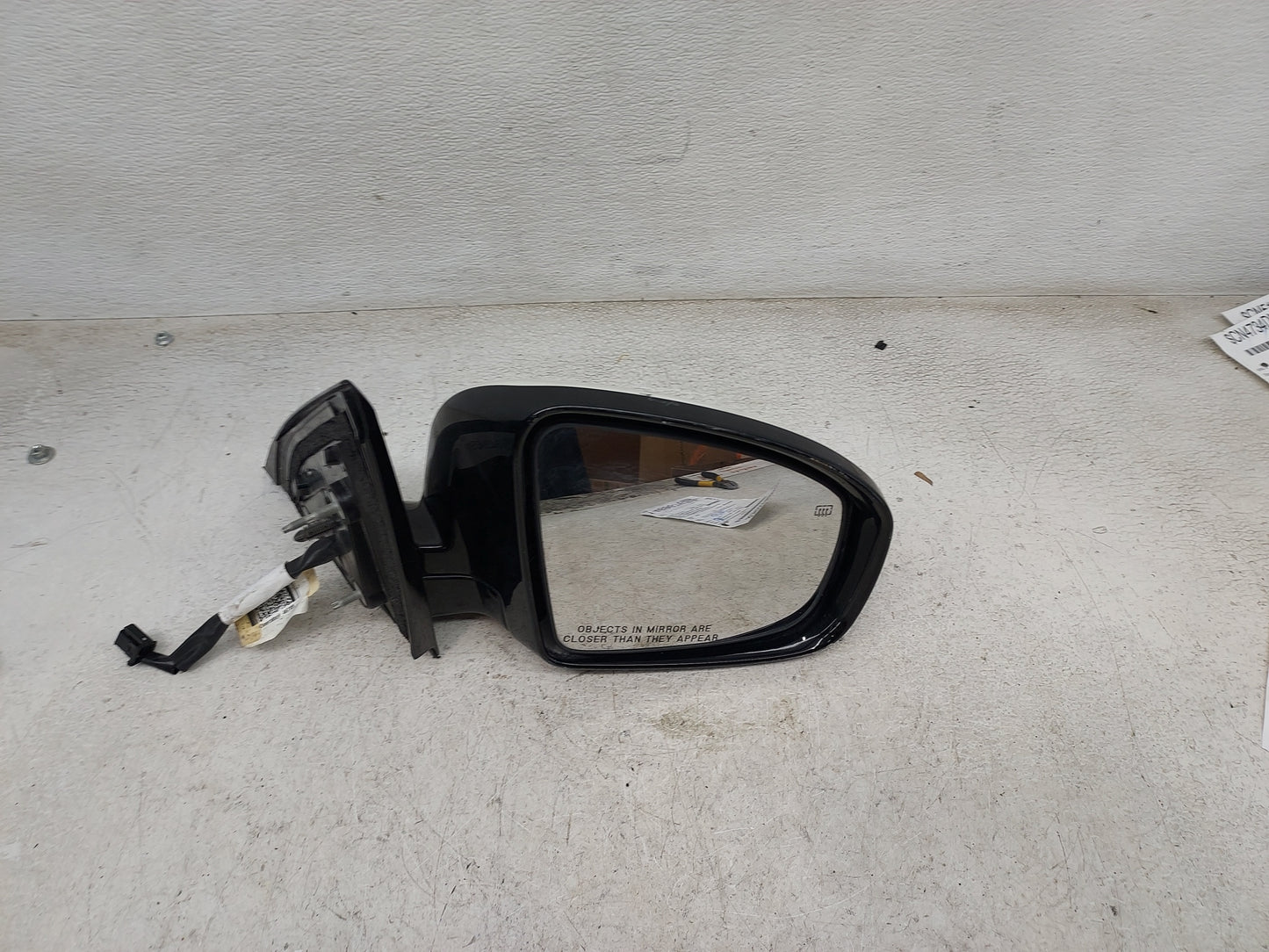 2013-2016 Nissan Pathfinder Passenger Side View Mirror - Right Door Mirror OEM Used - Oemusedautoparts1.com