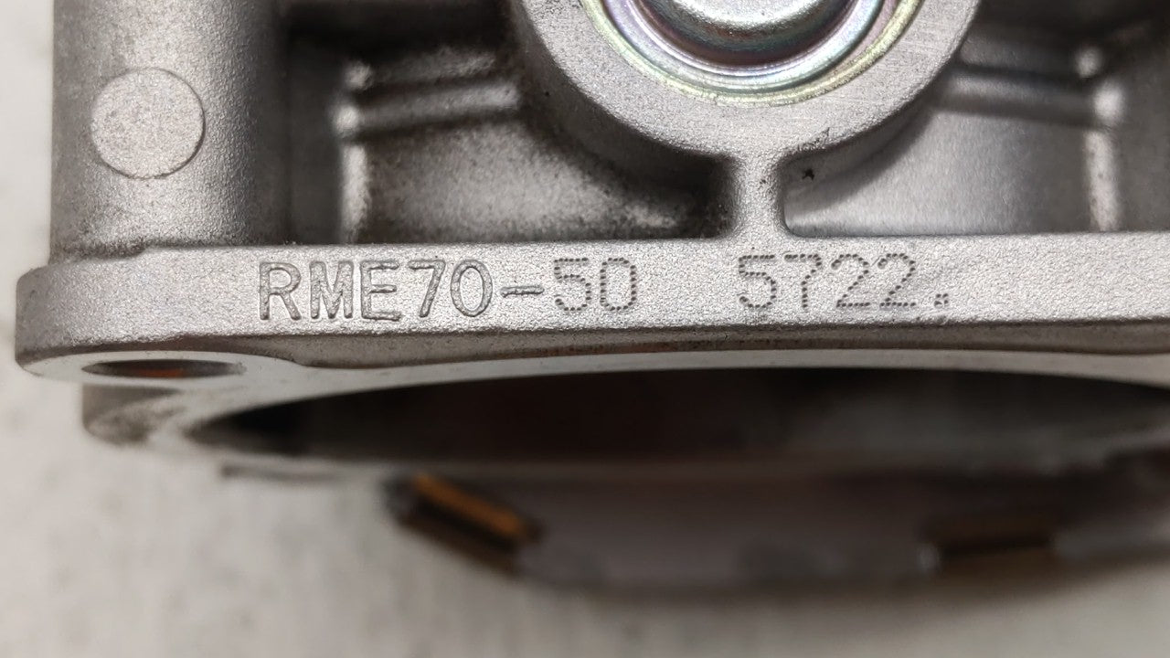 2015-2016 Nissan Pathfinder Throttle Body P/N:RME70-50 Fits Fits 2015 2016 2017 2018 2019 OEM Used Auto Parts - Oemusedautop