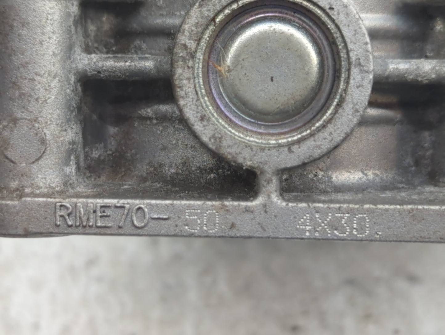 2015-2016 Nissan Pathfinder Throttle Body Fits Fits 2015 2016 2017 2018 2019 2020 2021 2022 OEM Used Auto Parts - Oemusedaut