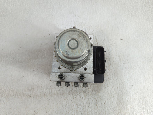 2014-2015 Nissan Rogue ABS Pump Control Module Replacement P/N:TD8405 Fits Fits 2014 2015 OEM Used Auto Parts