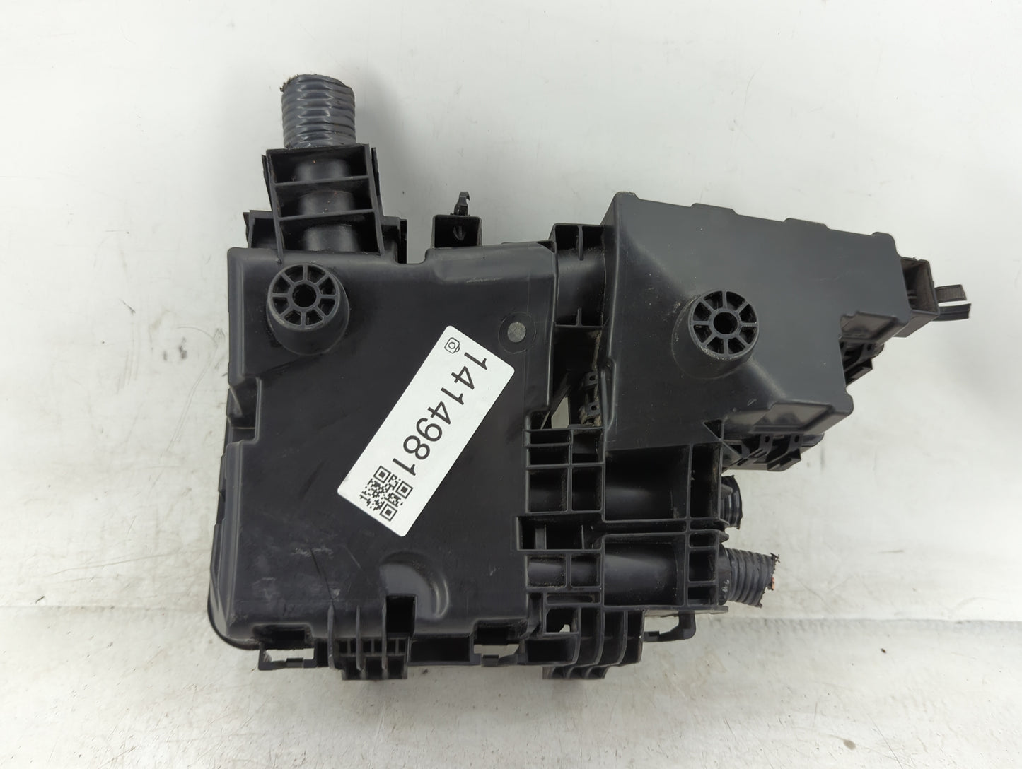 2014-2016 Nissan Rogue Fusebox Fuse Box Panel Relay Module P/N:284B7 4BA0A Fits Fits 2014 2015 2016 OEM Used Auto Parts - Oe