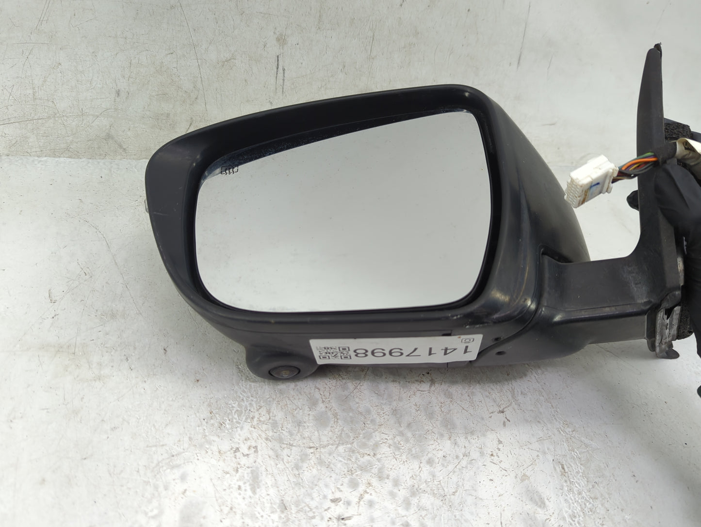 2014-2016 Nissan Rogue Driver Side View Mirror - Left Door Mirror OEM Used - Oemusedautoparts1.com