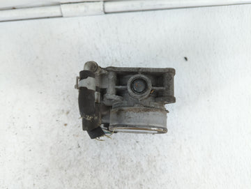 2011-2015 Nissan Rogue Throttle Body P/N:526-01 RME60-15 Fits Fits 2011 2012 2013 2014 2015 OEM Used Auto Parts