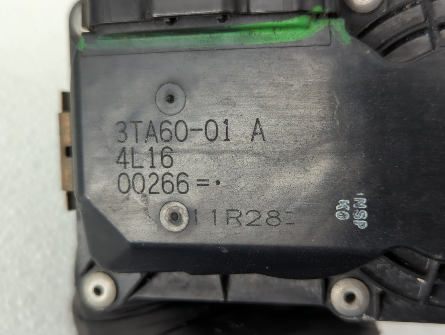 2014-2019 Nissan Rogue Throttle Body P/N:3TA60-01 C 3TA60-01 B, 3TA60-01 A Fits Fits 2013 2014 2015 2016 2017 2018 2019 OEM
