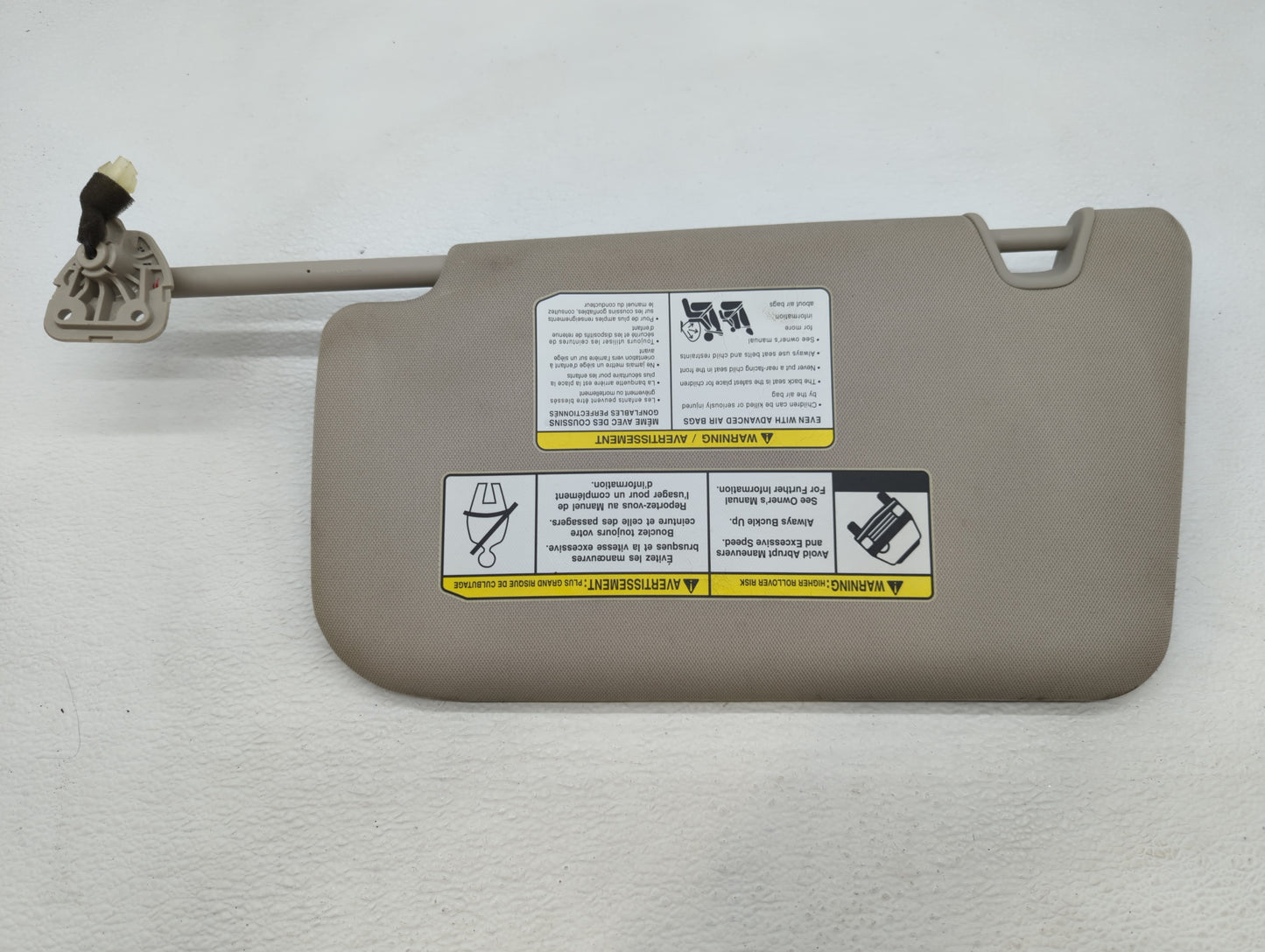 2014-2017 Nissan Rogue Sun Visor Shade Replacement Passenger Right Mirror Fits Fits 2014 2015 2016 2017 OEM Used Auto Parts