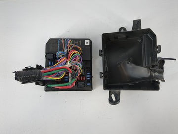2013-2019 Nissan Sentra Fusebox Fuse Box Panel Relay Module P/N:284B7 3RA1A Fits Fits 2013 2014 2015 2016 2017 2018 2019 OEM Used Auto Parts
